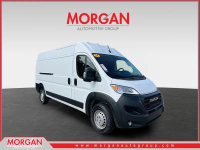 2025 Ram ProMaster 2500 High Roof in Bright White Clearcoat — front three-quarter view