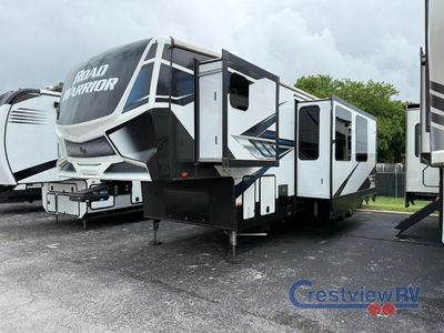 2023 Heartland Road Warrior - Photo 2