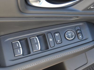 2026 Honda Accord Hybrid - Photo 12