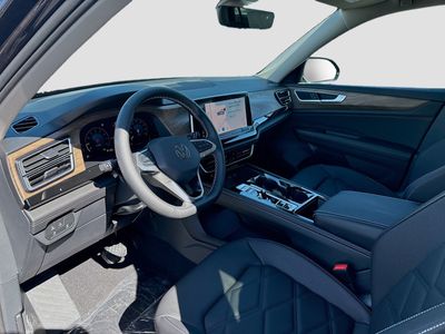 2026 Volkswagen Atlas — photo 9 view