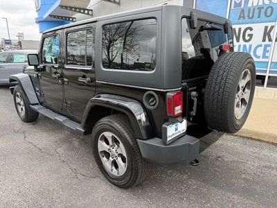 2016 Jeep Wrangler — photo 13 view