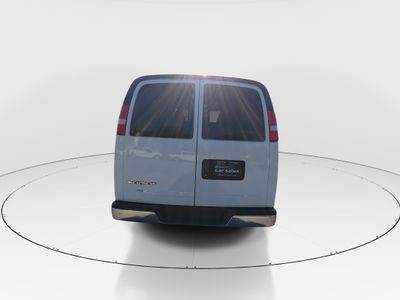 2024 Chevrolet Express Passenger - Photo 6
