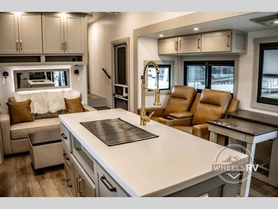 2026 Brinkley Model Z - Photo 43