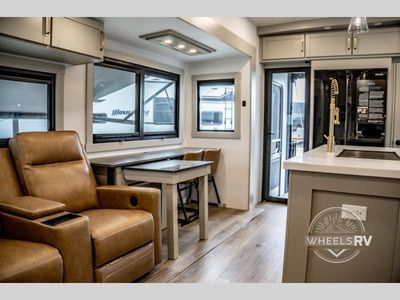 2026 Brinkley Model Z - Photo 48
