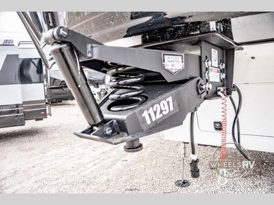 2026 Brinkley Model Z - Photo 15