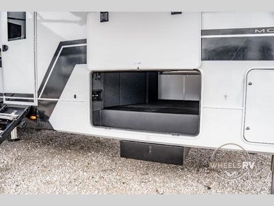 2026 Brinkley Model Z - Photo 12