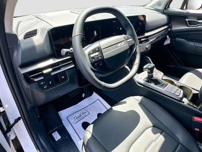 2026 Kia Sportage — photo 9 view