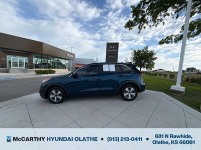 2019 Kia Niro — photo 12 view