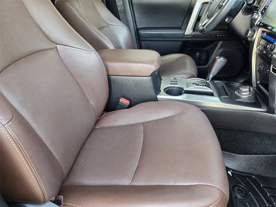 2021 Toyota 4Runner - Photo 9