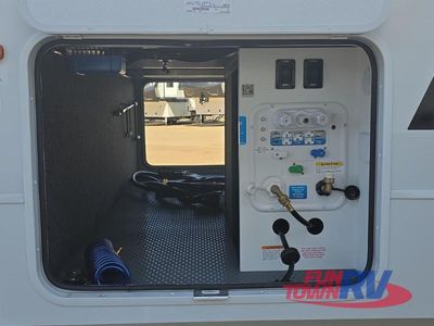 2026 Brinkley Model I - Photo 8