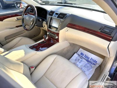 2012 Lexus LS 460 - Photo 33