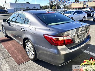 2012 Lexus LS 460 - Photo 4