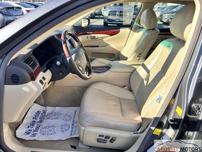 2012 Lexus LS 460 - Photo 11