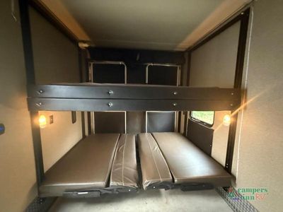 2015 Forest River RV Vengeance - Photo 19