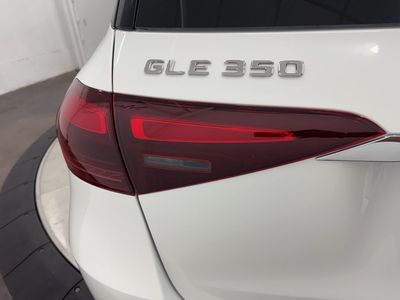 2026 Mercedes-Benz GLE — photo 11 view