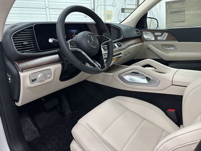 2026 Mercedes-Benz GLE — photo 12 view