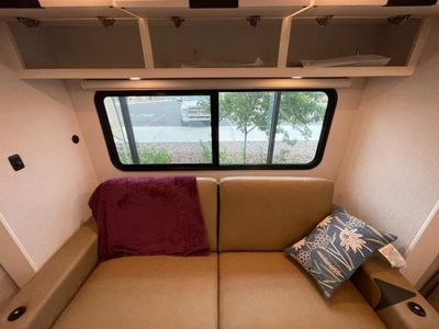 2026 Winnebago Thrive - Photo 9