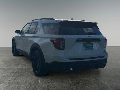 2023 Ford Explorer — detail view
