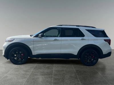 2023 Ford Explorer — interior view
