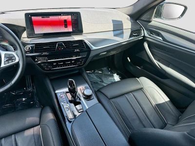 2023 BMW 5 Series — photo 20 view