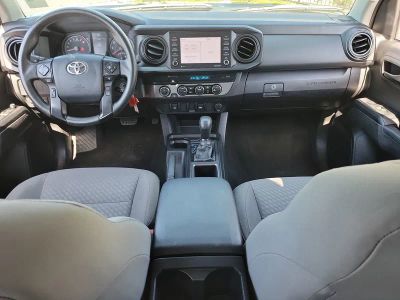 2023 Toyota Tacoma 4WD — photo 12 view