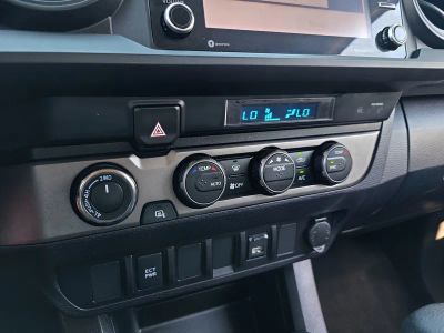 2023 Toyota Tacoma 4WD — photo 24 view