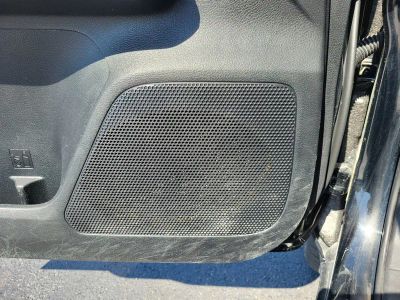 2023 Toyota Tacoma 4WD — photo 17 view