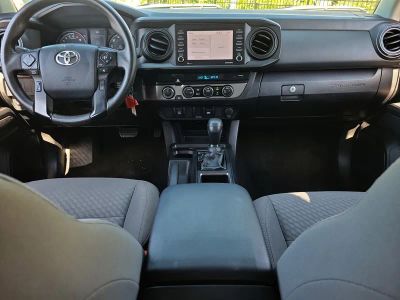2023 Toyota Tacoma 4WD — photo 14 view
