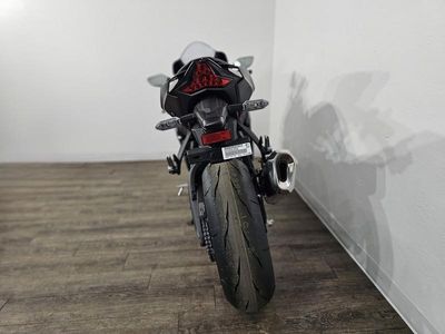 2025 Kawasaki Ninja ZX-10R - Photo 6