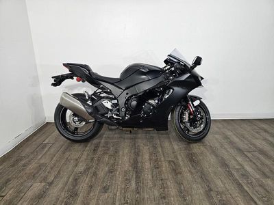 2025 Kawasaki Ninja ZX-10R - Photo 7