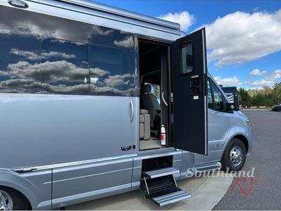 2026 Airstream Atlas - Photo 9
