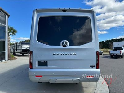 2026 Airstream Atlas - Photo 6