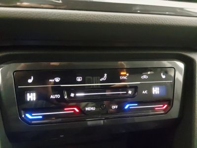2024 Volkswagen Tiguan — photo 18 view