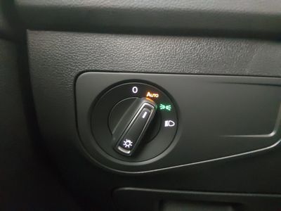2024 Volkswagen Tiguan — photo 13 view