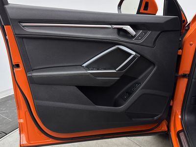 2022 Audi Q3 - Photo 9