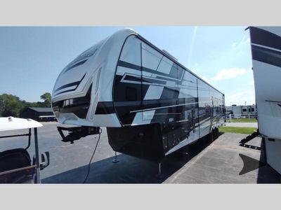 2026 Keystone RV Fuzion - Photo 12