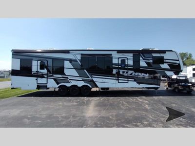 2026 Keystone RV Fuzion - Photo 8