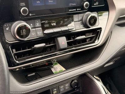 2022 Toyota Highlander - Photo 36