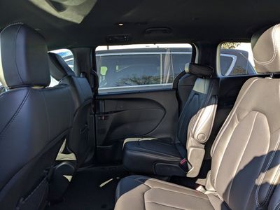 2026 Chrysler Voyager - Photo 13