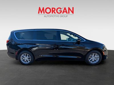 2026 Chrysler Voyager - Photo 7