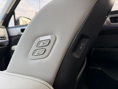 2025 Hyundai Santa Fe Hybrid - Photo 32