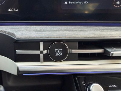 2025 Hyundai Santa Fe Hybrid - Photo 16