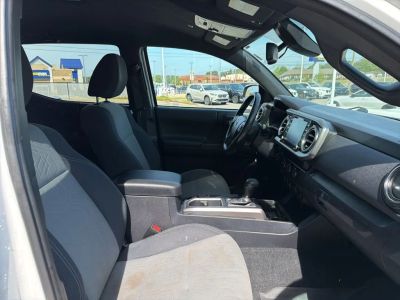 2020 Toyota Tacoma - Photo 25