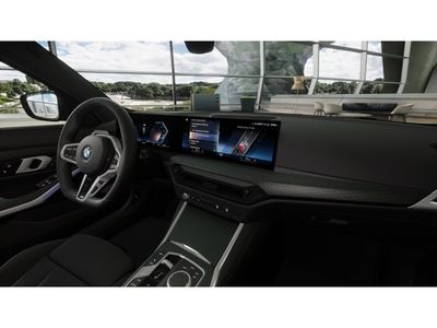 2026 BMW 3 Series — photo 14 view