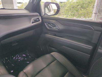 2024 Chevrolet Suburban - Photo 18