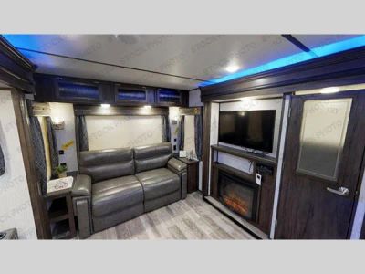 2019 Forest River RV Cherokee Alpha Wolf - Photo 9