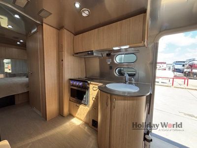 2020 Airstream Flying Cloud - Photo 9