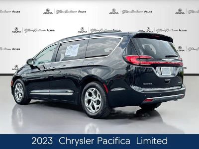 2023 Chrysler Pacifica — detail view