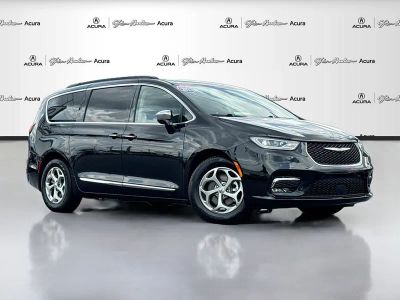 2023 Chrysler Pacifica — side profile view