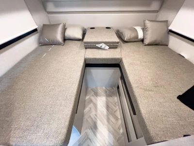 2027 Thor Motor Coach COMPASS AWD — photo 15 view